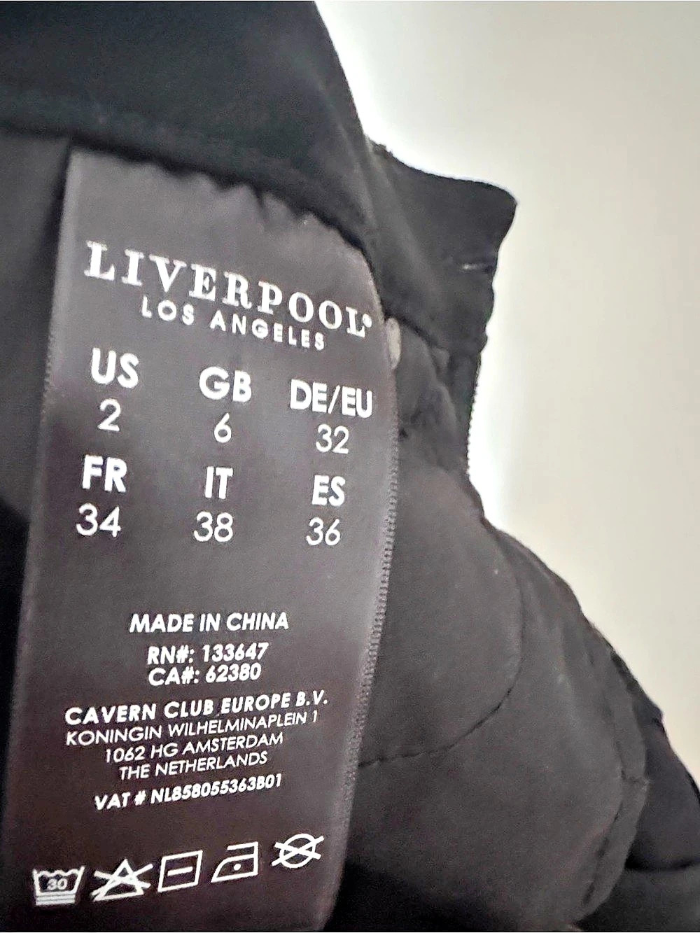 Liverpool Los Angeles Abby Skinny Vegan Suede Black Pants NWT US 2